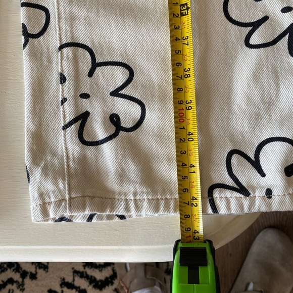 Flower jeans - Picture 2 of 3